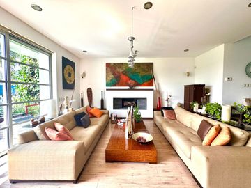 EXCELENTE RESIDENCIA EN VALLE REAL