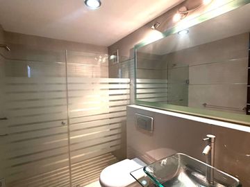 EXCELENTE RESIDENCIA EN VALLE REAL