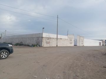 Venta De Terreno En Esquina, Parque Industrial a3 cuadras del alta complejidad ESSALuD Dirgen de la Puerta (R.SANCHEZ)