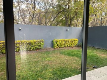CASA EN VENTA EN CORREGIDORA JUNTO AL PUEBLITO
