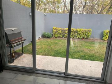 CASA EN VENTA EN CORREGIDORA JUNTO AL PUEBLITO