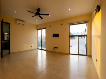 ESPECTACULAR casa DE LUJO en la privada más exclusiva dentro de la ciudad, Bosques de Altabrisa