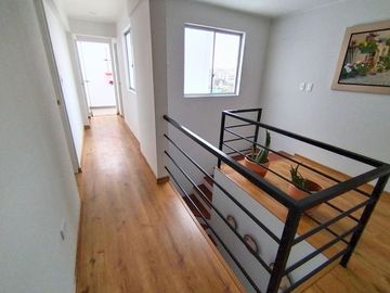 Surco VISTA ALEGRE – DÚPLEX Penthouse de 3dorm + Cocina Equipada + Terraza + Cochera