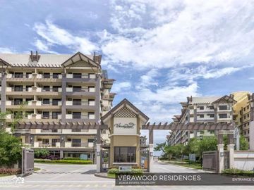 Resale unit 3BR Condo with Parking at Verawood Acacia Taguig DMCIHOMES