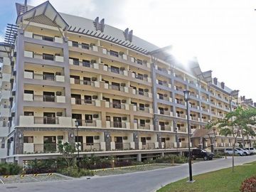 Resale unit 3BR Condo with Parking at Verawood Acacia Taguig DMCIHOMES