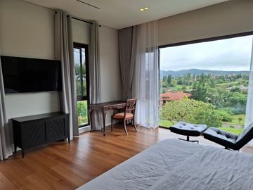 The Stunning House for Sale in Ponderosa Leisure Farm, Silang Cavite