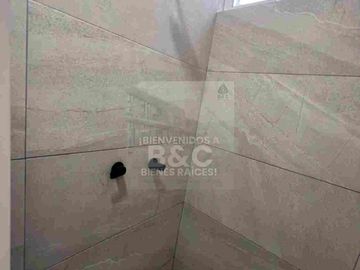 SE VENDE CASA