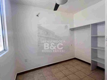 SE VENDE CASA