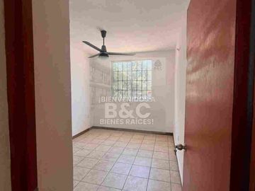 SE VENDE CASA