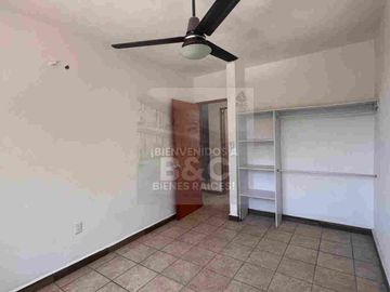 SE VENDE CASA
