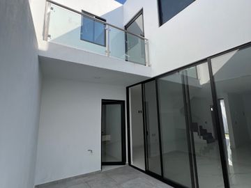 HERMOSA CASA EN VENTA COLLI URBANO TOTALMENTE NUEVA
