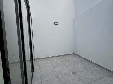 HERMOSA CASA EN VENTA COLLI URBANO TOTALMENTE NUEVA