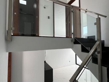 HERMOSA CASA EN VENTA COLLI URBANO TOTALMENTE NUEVA