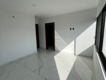 HERMOSA CASA EN VENTA COLLI URBANO TOTALMENTE NUEVA