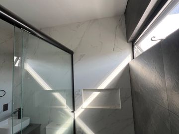HERMOSA CASA EN VENTA COLLI URBANO TOTALMENTE NUEVA