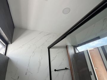 HERMOSA CASA EN VENTA COLLI URBANO TOTALMENTE NUEVA