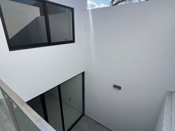 HERMOSA CASA EN VENTA COLLI URBANO TOTALMENTE NUEVA