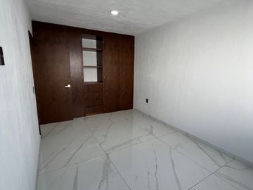 HERMOSA CASA EN VENTA COLLI URBANO TOTALMENTE NUEVA