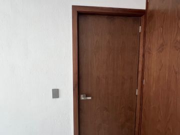 HERMOSA CASA EN VENTA COLLI URBANO TOTALMENTE NUEVA