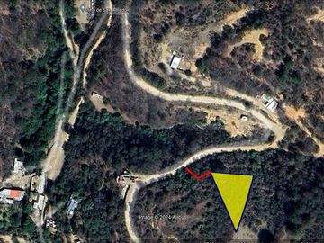 TERRENO CON ESCRITURAS EN LA SIERRA DE STA ROSA