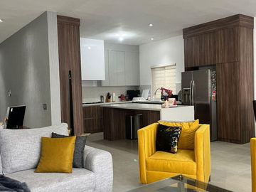CASA HABITACIÓN EN VENTA EN SANTIAGO, NUEVO LEÓN, ZONA FRACCIONAMIENTO PRIVADA CUMBRES DE SANTIAGO, MUY CERCA DE LA C DEL ÁLAMO,,INCLUYE EQUIPO BASICO