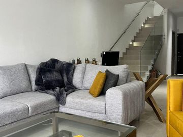 CASA HABITACIÓN EN VENTA EN SANTIAGO, NUEVO LEÓN, ZONA FRACCIONAMIENTO PRIVADA CUMBRES DE SANTIAGO, MUY CERCA DE LA C DEL ÁLAMO,,INCLUYE EQUIPO BASICO