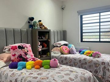 CASA HABITACIÓN EN VENTA EN SANTIAGO, NUEVO LEÓN, ZONA FRACCIONAMIENTO PRIVADA CUMBRES DE SANTIAGO, MUY CERCA DE LA C DEL ÁLAMO,,INCLUYE EQUIPO BASICO