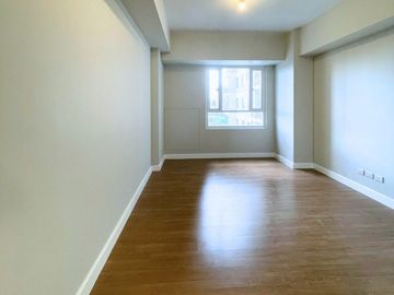 Studio unit in Katipunan, Quezon City