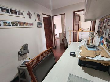 VENTA DE AMPLIO DEPARTAMENTO EN LA PERLA CALLAO...