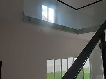 CASA NUEVA EN VENTA EN SANTIAGO, NUEVO LEÓN, ZONA FRACC PRIVADA CUMBRES DE SANTIAGO, MUY CERCA DE LA C DEL ÁLAMO, SE ACEPTA A CAMBIO INMUEBLE O MUEBLE