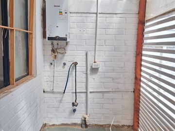SE VENDE CASA - PORVENIR  - PEÑAFLOR