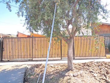 SE VENDE CASA - PORVENIR  - PEÑAFLOR