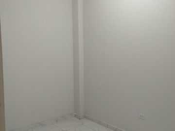 Local Comercial En Alquiler – Primer Piso En Avenida Principal, Santa Clara