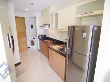 Fully Furnished Studio Unit for Sale at One Central