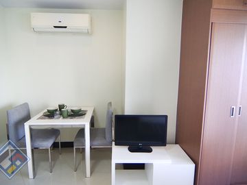 Fully Furnished Studio Unit for Sale at One Central