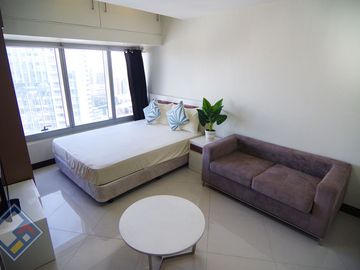 Fully Furnished Studio Unit for Sale at One Central