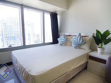 Fully Furnished Studio Unit for Sale at One Central