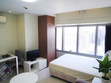 Fully Furnished Studio Unit for Sale at One Central