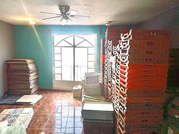 CASA EN EL MERCADO DE ABASTOS