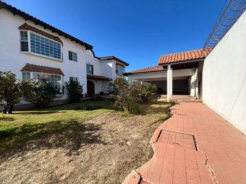 Beach Front Residence, 5Bdrm 7Bath Residencia Frente de Playa