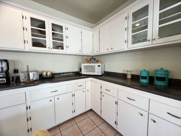 Beach Front Residence, 5Bdrm 7Bath Residencia Frente de Playa