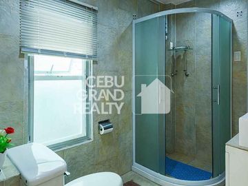 Stylish Multi-Level Home with Scenic Outdoor Views in Maria Luisa Estate Park