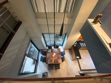 Luxury townhouse with outdoor terrace, 3 sports stadiums in prime location, Sukhumvit, near and close to Phrom Phong Skytrain station. No.58-TH-68002