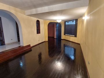 Linda Casa En Santiago Se Surco - Parque Ecologico Loma Amarilla