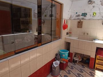 💥💫 VENDO CASA DE  3 PISOS EN LA URBANIZACIÓN LAS FLORES - SJL 💫💥