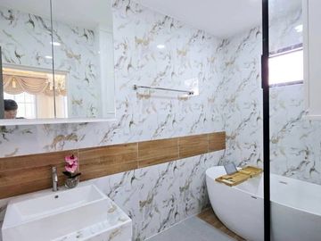 Modern Pool Villa 4 Bed, 4 Bath 91 sqw. @ Pong Ang Map Prachan