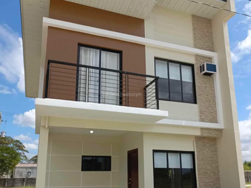 Capas Tarlac near New Clark City and BSP House and lot for sale