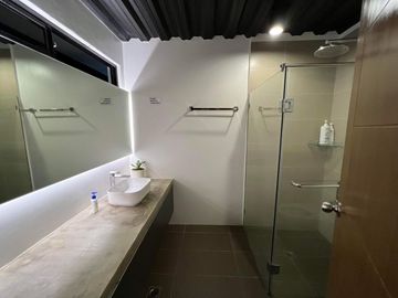 FOR SALE: 3YR OLD MODERN-INDUSTRIAL DESIGN HOUSE AND LOT IN TAGAYTAY CITY