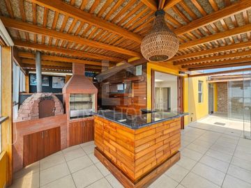 VENDO DUPLEX EN PEDRO VENTURO SURCO