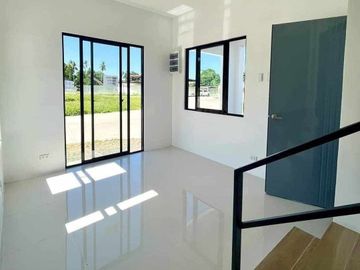 3 Storey Subdivision House for Sale in Talamban Cebu
